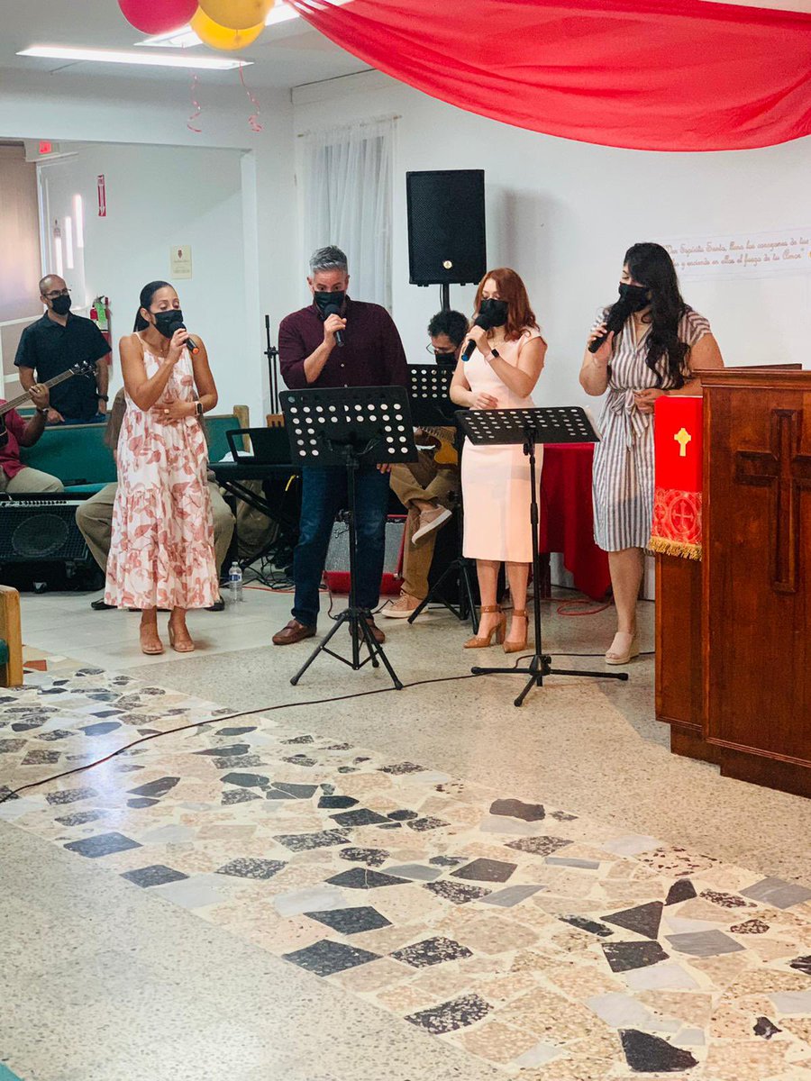 ilmisionera's tweet photo. HERMOSO 😍😍😍 Servicio Dominical donde celebramos la fiesta de la Reforma. Fue un tiempo de adoración magistral. Damos gracias a Dios por esta celebración del 504 aniversario #reforma #reformaprotestante #iglesialuterana #iglesia https://t.co/HWFYT4Fd6R