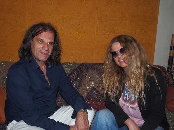 naftemporikigr's tweet photo. Μητσιάς, Κότσιρας και Τσαλιγοπούλου ερμηνεύουν νέα τραγούδια του Χρήστου Παπαδόπουλου https://t.co/ufvfPISd6Z #fmrecords #ChristosPapadopoulos #LaikiTragodia #κοτσιρας #ManolisMitsias  #nikoskarasmusic #elenitsaligopoulou  #yianniskotsiras #μητσιας #greek #music #naftemporiki https://t.co/Xco5vIHN9w