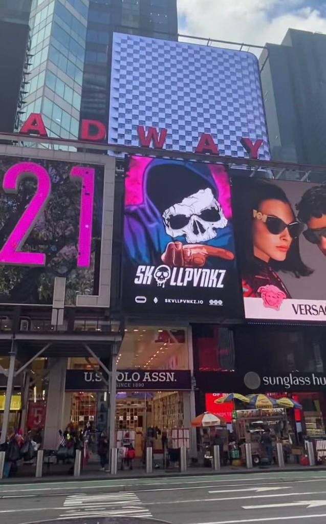 We out there NYC - its NFT season.

#skvllfam #SkvllPvnkz #NFTCommmunity #nft #NFTNYC #NFTNYC2021