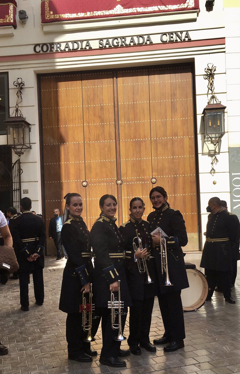 PatriRN's tweet photo. El Camino de la Gloria con nuestra @HdadSagradaCena ❤️🎺 https://t.co/oC9fKlQIYj
