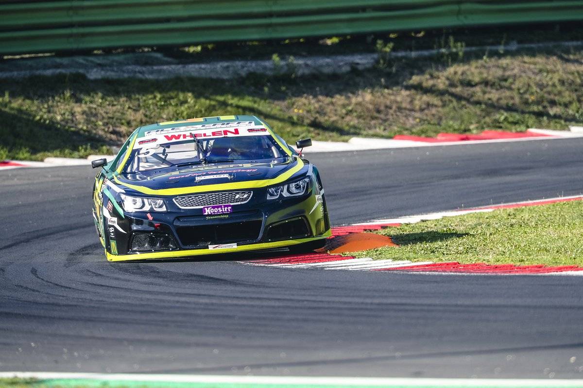 VilleneuveNews's tweet photo. 2 wins from 2 races - the perfect way to finish the @EuroNASCAR season for Jacques Villeneuve!
๐๐
#NASCAR | #EuroNASCAR | #JV5 https://t.co/SjHzgpG4Lp