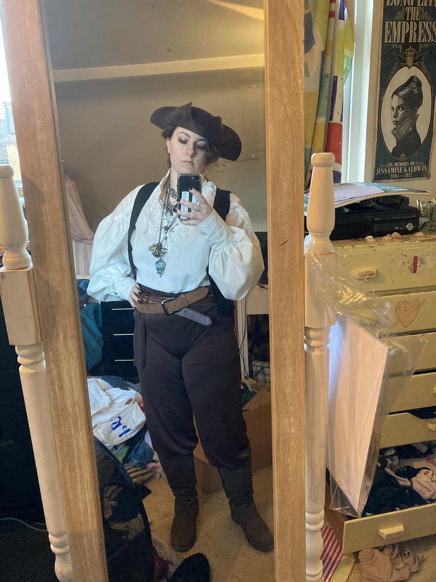Phosph0rescence's tweet photo. Breaking tradition but my random assortment of stuff has still managed to come together for a costume! 
Yaaar! https://t.co/oa3OD0tOXy