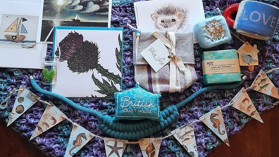 BritishCrafting's tweet image. This will be our giveaway prize tomorrow (just wow!) This is being run solely from our Newsletter so if you want to be in with a chance of winning you have to sign up today! You can sign up here ----&amp;gt; tbch-ltd.ck.page/6c14e50dbf What are you waiting for! Which sellers can you spot?