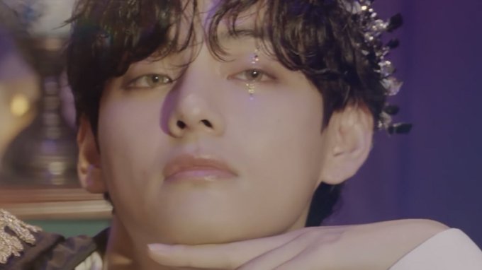 เบ้าลูกรักพระเจ้างามเลิศในปฐพี https://t.co/joqbsT4x0Z<a href="/tag/taehyung"class="tags"><span>#taehyung</span></a><a href="/tag/ptd_on_stage"class="tags"><span>#ptd_on_stage</span></a>