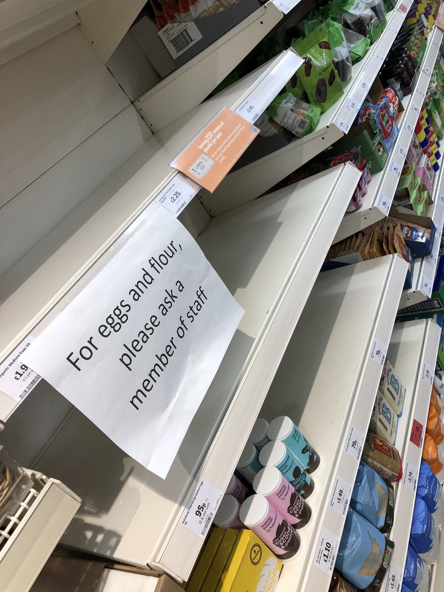 RussellCHarris's tweet photo. Our local Sainsbury’s got egged last year, so they’re taking no chances this year! #halloween2021 https://t.co/svqAr3KhCp