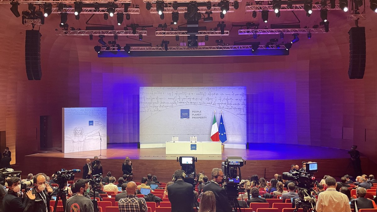 The final press conference of the #G20RomeSummit is about to start. 

📽️Live streaming on the #G20Italy YouTube channel:
youtu.be/nwJ7AnqUiS0