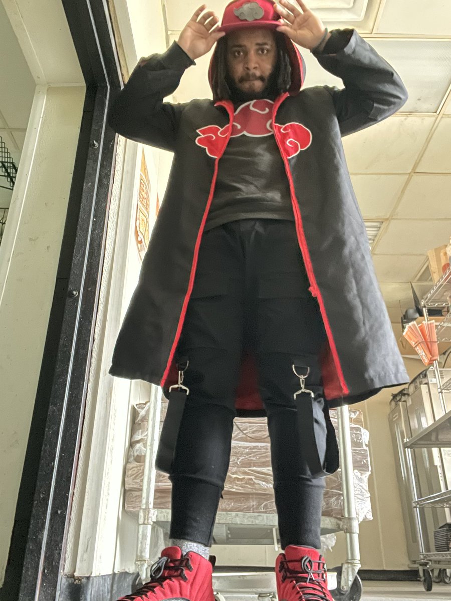 BUzuchiha's tweet photo. Yessirrrr #Dripkatsuki in full effect hope everyone’s day is fun and festive even if you don’t celebrate!! I love yall and as always STAY BLAZIN🔥🎃🔥 https://t.co/6sFOLMju0K