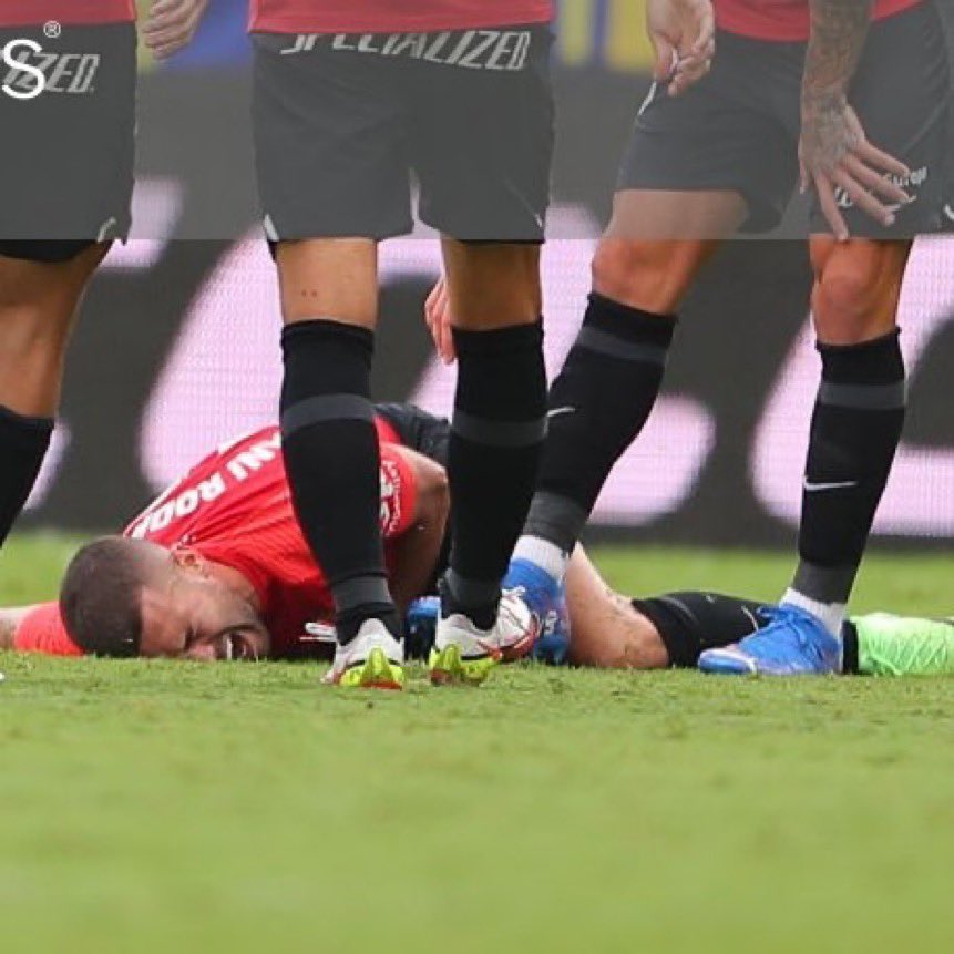 18danirodriguez's tweet photo. Una puta vergüenza!!! Me da igual ser recién ascendido o la madre que me parió!!! Nos han faltado al respeto como profesionales y como club!!! https://t.co/y6qd9A2yam