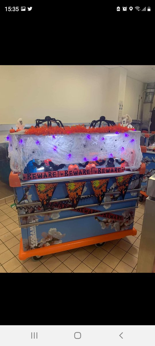 djfish04's tweet photo. @WWLNHS 
 🎃👻Happy Halloween 👻 🎃 Rainbow Ward 
#RAEI catering department https://t.co/UKfBUhFvc5