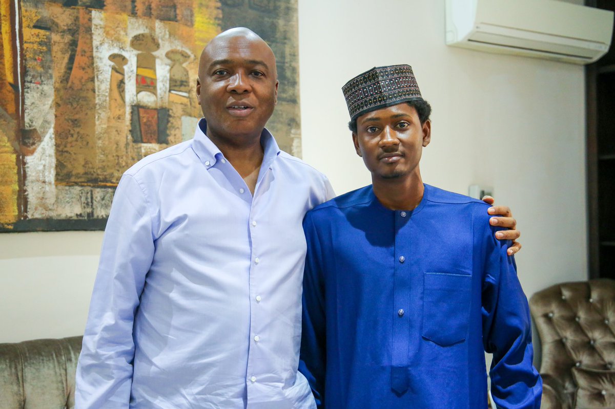 bukolasaraki's tweet image. At the meeting, I emphasized that as he prepares to rally more young Nigerians to our party, I will always be available to support him. 

Good luck Muhammed! 

#PowerToThePeople #PDPConvention