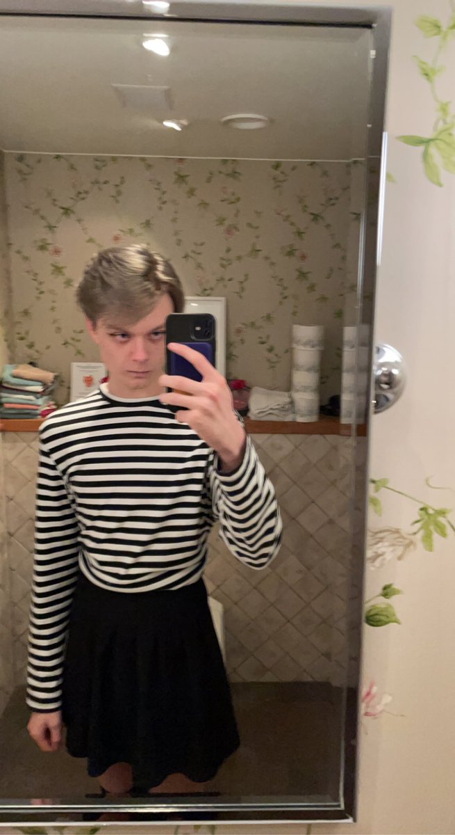 FeroniFe's tweet image. 