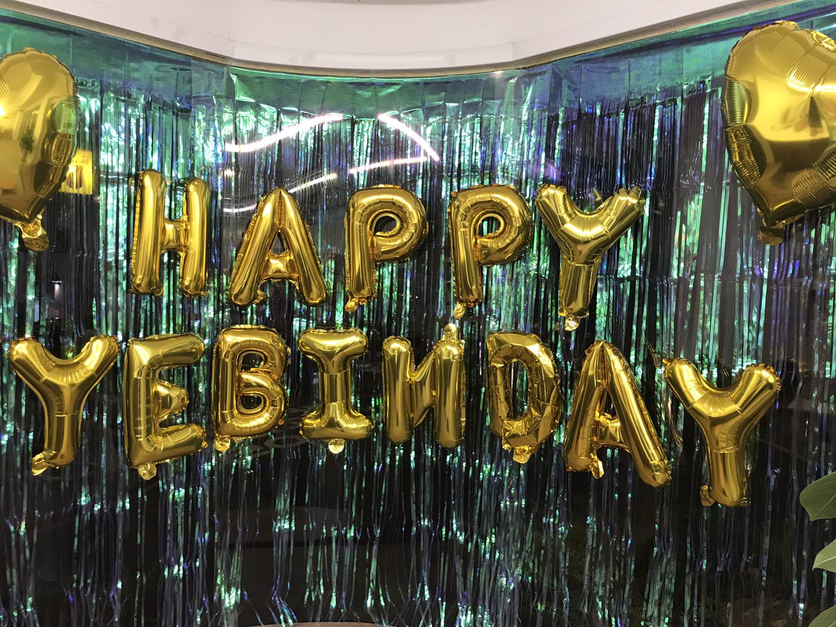 yb_tiru's tweet photo. 예빈이 생일축하해주러 윌로우도 다녀왔어요❣️예빈아 18번째 생일을 정말정말 축하해🥳🎁🎂💛
#HAPPY_YEBIN_DAY #꽃길만걷자_예빈이 https://t.co/KvLIIedIpG