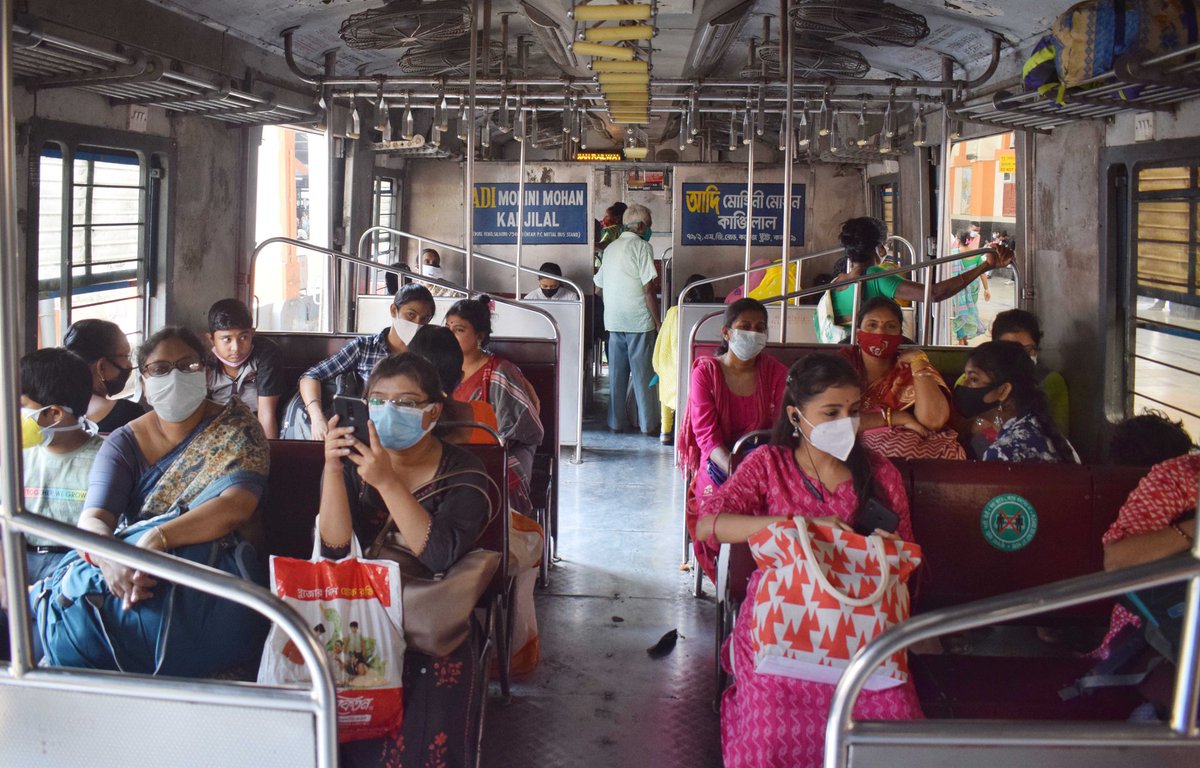 Kaushik_PJ's tweet image. Local Train service resume in West Bengal, followed by the government order.
#localTrain #localTrainservices #resume #westbengal #kolkata #eastrenrailway @EasternRailway