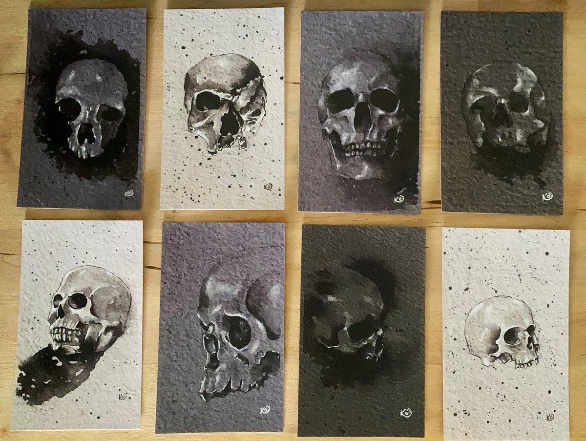ElderGoddess's tweet photo. Happy Halloween! I have these fun notecards in my shop, link in bio! https://t.co/dtDWr0NauF