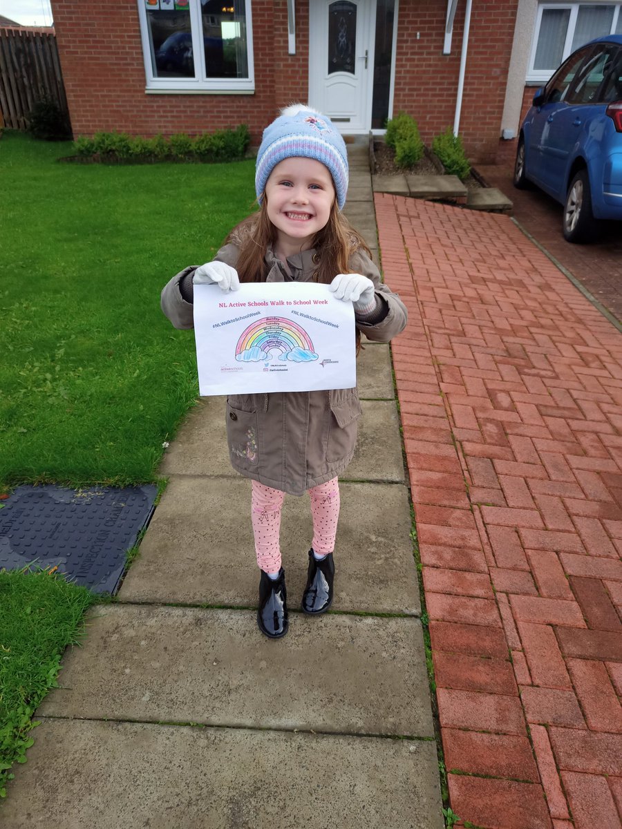 Evie's completed rainbow picture 🌈 <a href="/NLActiveSchools/">NLActiveSchools</a>  #NLwalktherainbow