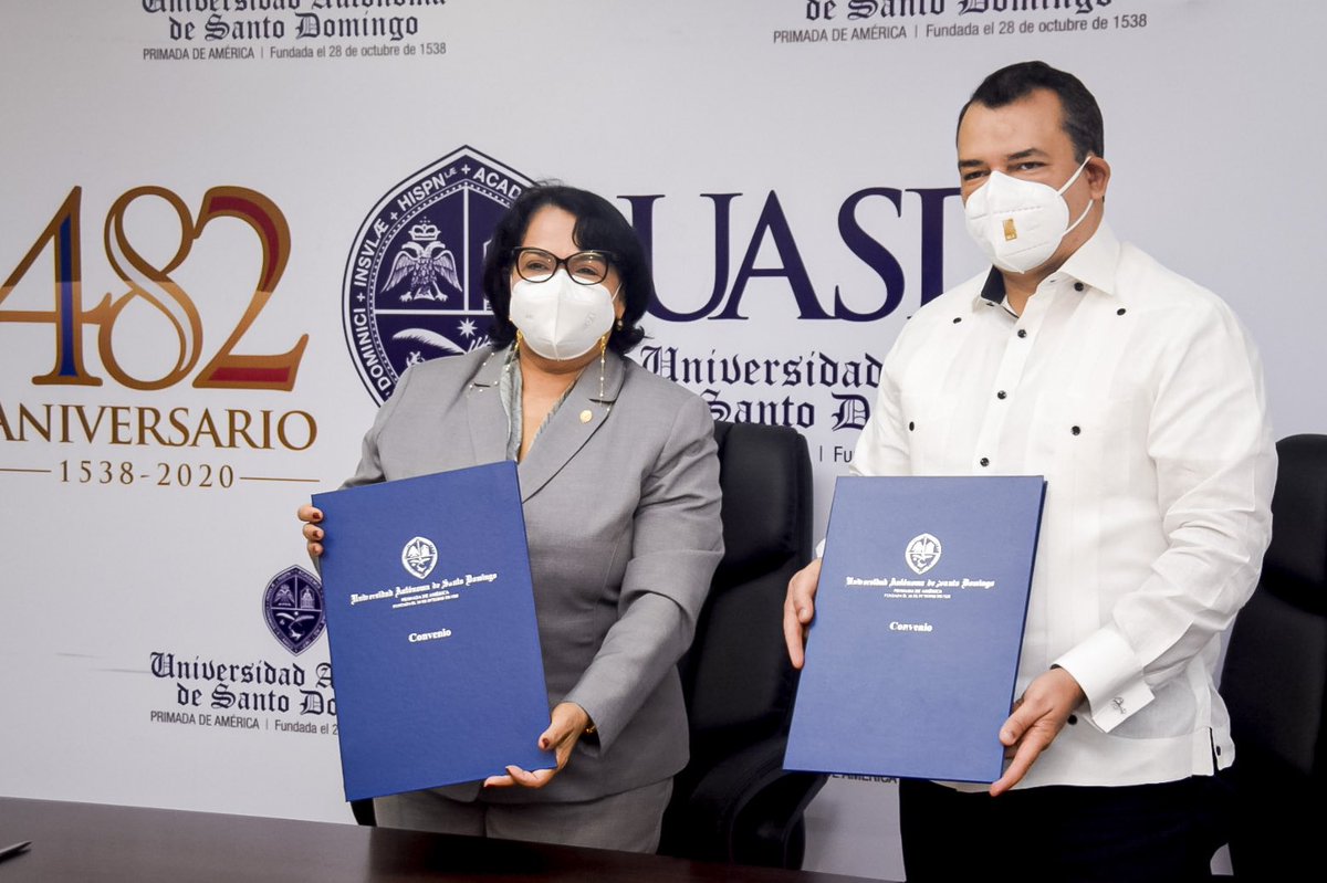 PatriciaLorenzP's tweet photo. Para fortalecer los valores y principios democráticos del pueblo dominicano, la @juntacentral y la @UniversidadUASD firman convenio de colaboración para la capacitación de recursos humanos en formación electoral, registro civil y sensibilización cívica y ciudadana. https://t.co/YbbvbbylM2