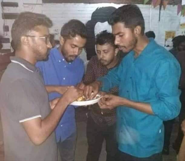 প্রিয় নেতারা