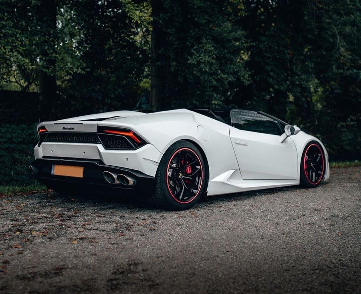 DailyLamboTM's tweet image. Lamborghini Huracan Roadster 🥰