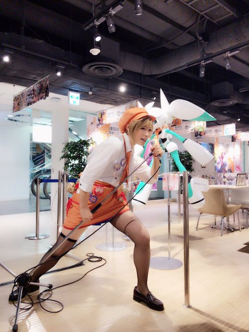 Twitterのコスプレ画像15