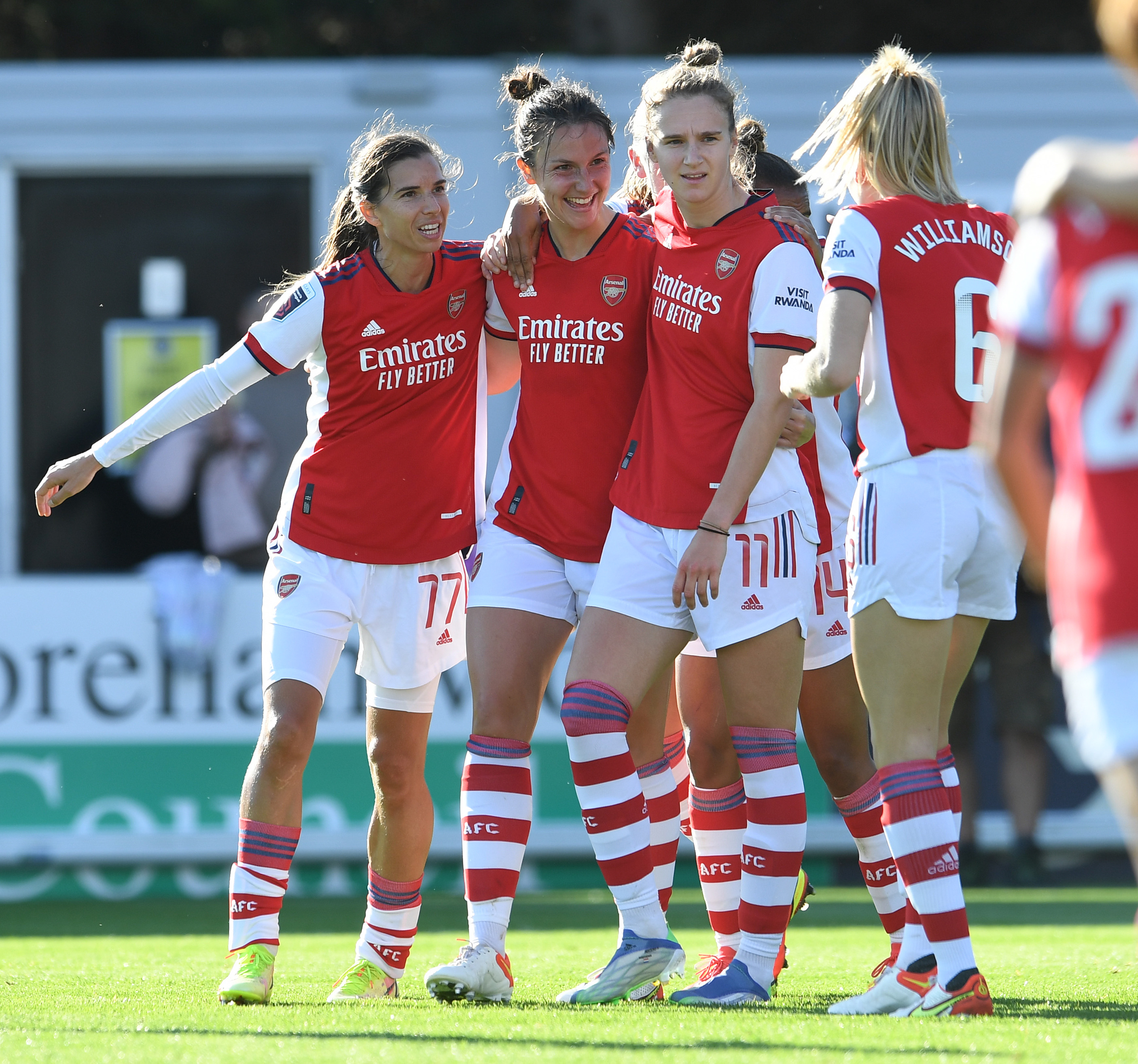 Arsenal Women - MAKING HISTORY - TOGETHER ❤️ 53,737