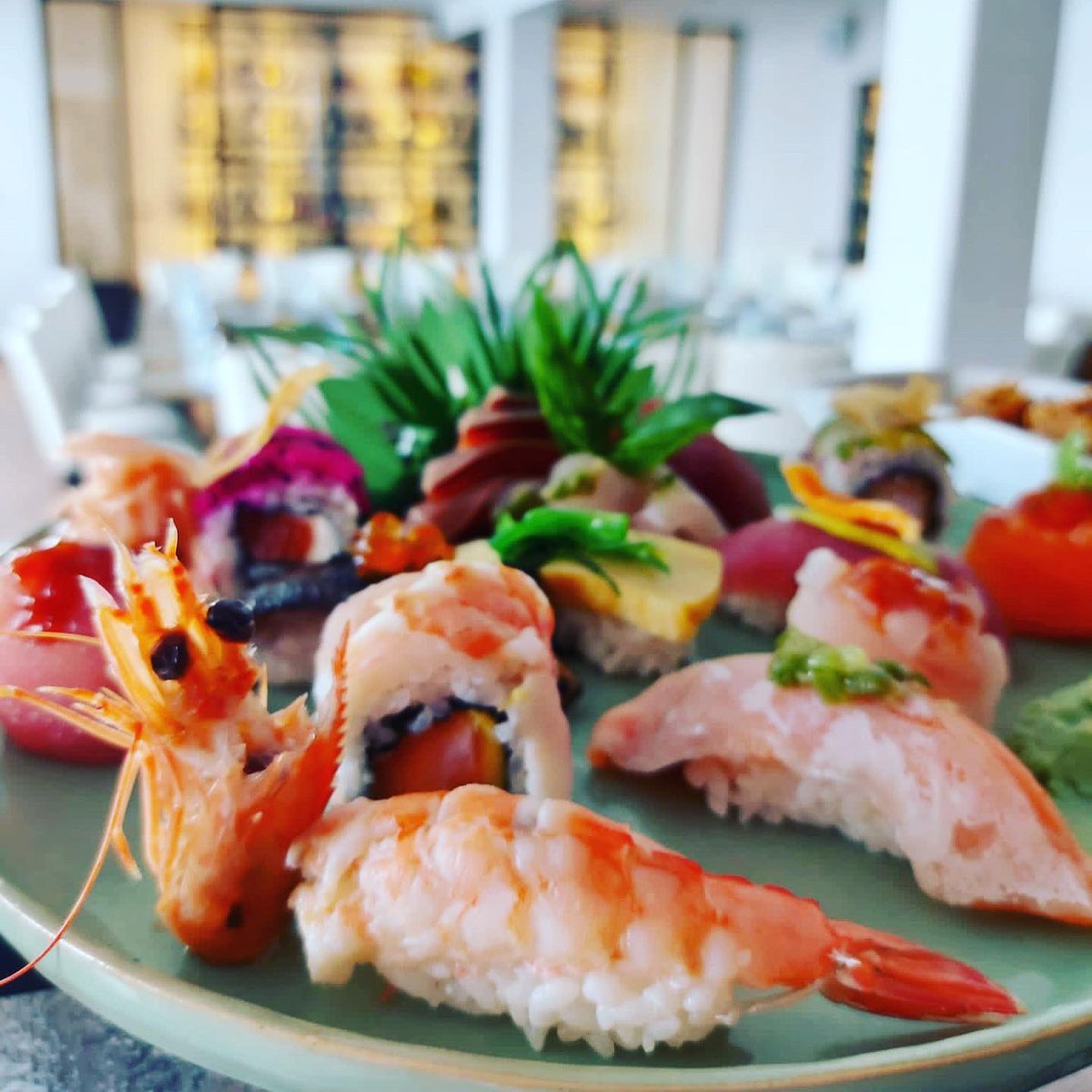 LookalC's tweet photo. Aproveite o prolongado em grande.
Venha fazer uma viagem gastronómica sem igual.
#lookal #lbc #lookalbeachclub #sushi #worldcuisine #foodporn #lifestyle https://t.co/p5ewVw1Rgo