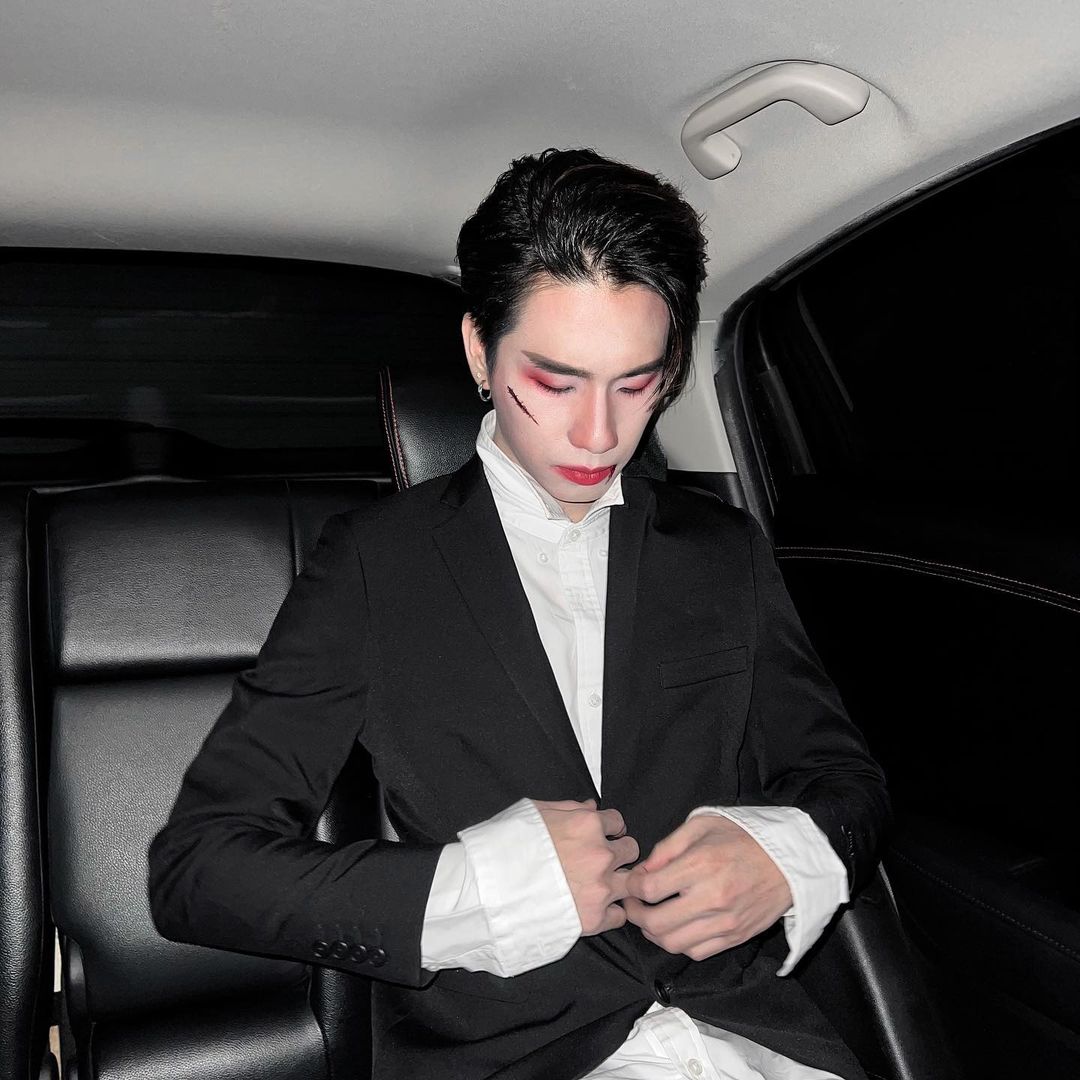 Mommyof_anan's tweet photo. Happy Halloween 🎃 👻🧛‍♂️
@anotherboytj12   #prompayy   #HappyHalloween2021 https://t.co/UMWP3nwKH8