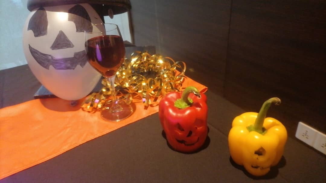 ConakrySheraton's tweet photo. Halloween Au Sheraton Grand Conakry Hôtel 🎃 💀

#halloween #sheraton #halloweenparty #halloweendinner #halloween2021 https://t.co/ZwdE4nXGl5