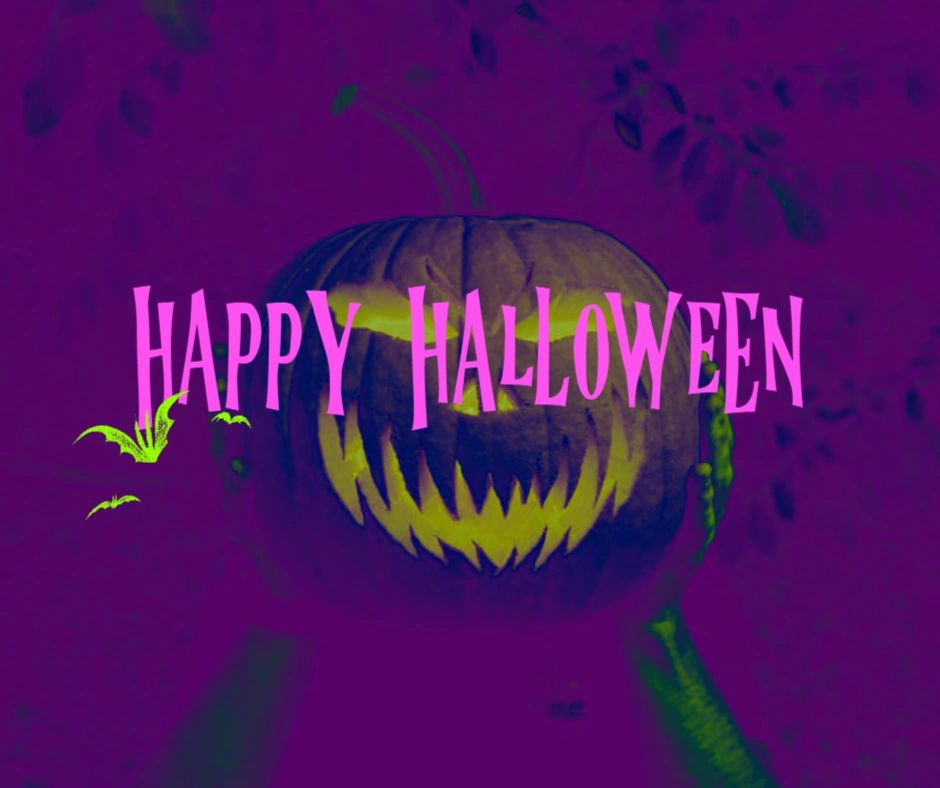 TransportMikus's tweet photo. Happy Halloween! 

As we do every Halloween, Our deliveries will be wrapping earlier than normal today to help keep the streets clear for those little trick and treaters! 

Be safe everyone! https://t.co/Oy7Nlac7oF