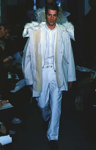 Helmut Lang, Fall / Winter 1989 via helmut-lang-archive on Tumblr