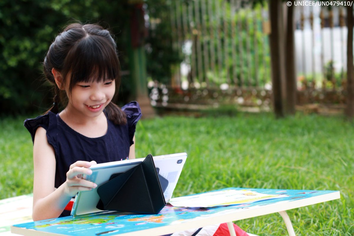 UNICEF's tweet photo. Investment in digital learning is key to ensuring every child and young person has access to continued, quality education.

Together, we can and must bridge the digital divide and build a brighter future for the next generation. #G20 https://t.co/MCDRxBxHX3