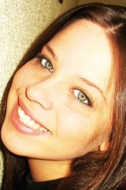 c0lettea's tweet photo. I can never explain to anyone the dread of having to go through another holiday season without my daughter.

Some people think that raising a child is the hardest thing you will ever do, I disagree.  The hardest thing I've ever done is bury my child &amp; live every day since. https://t.co/pfRw5DsBmH