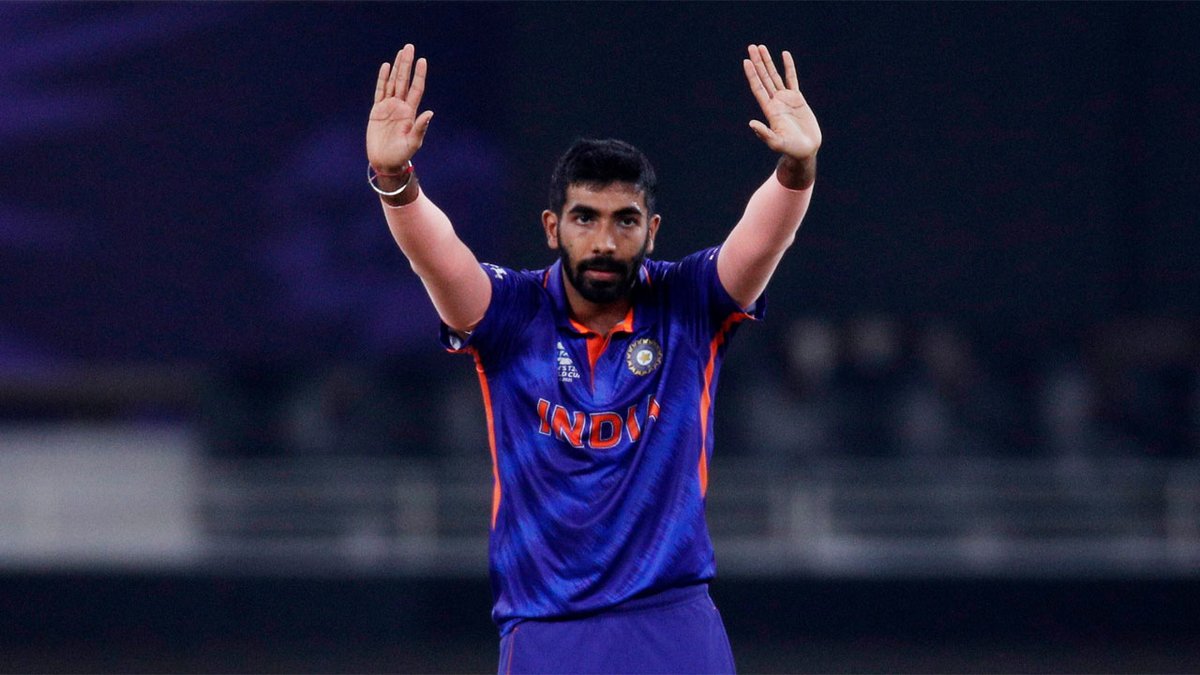 toisports's tweet photo. #T20WorldCup #INDvNZ | Target for #NZ - 111

OUT! Jasprit Bumrah draws first blood! Martin Guptill gone for 20

#NZ 24/1 after 3.4 overs

Follow Live: https://t.co/touzP4rEmm https://t.co/KGYR9gbifu