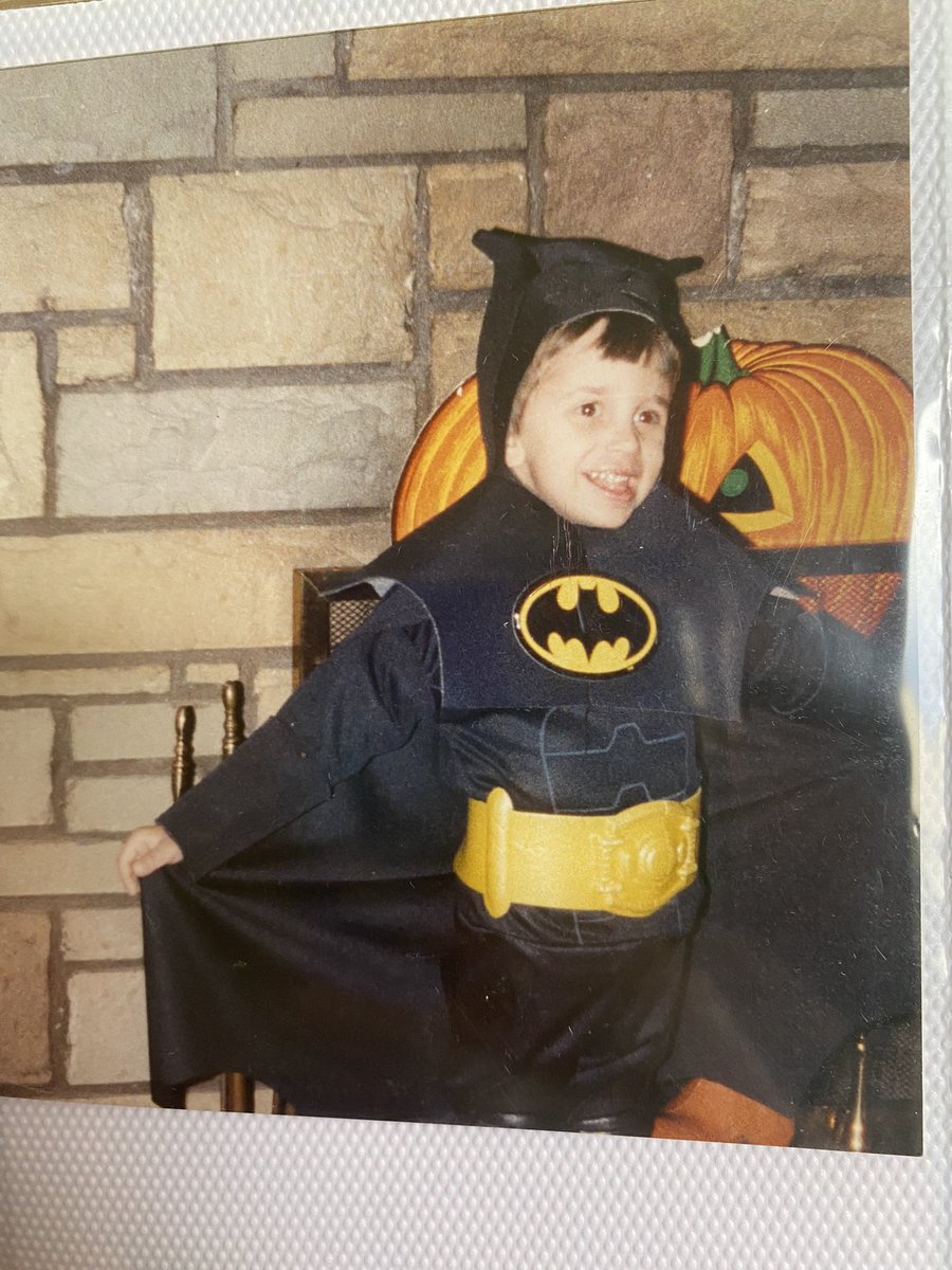 reikimatt's tweet photo. Happy Halloween from 90s Matt π @THETAtv #ThetaToT @ThetaDrop #Halloween2021 #halloween #halloweencostume https://t.co/bL6xI1Z43b