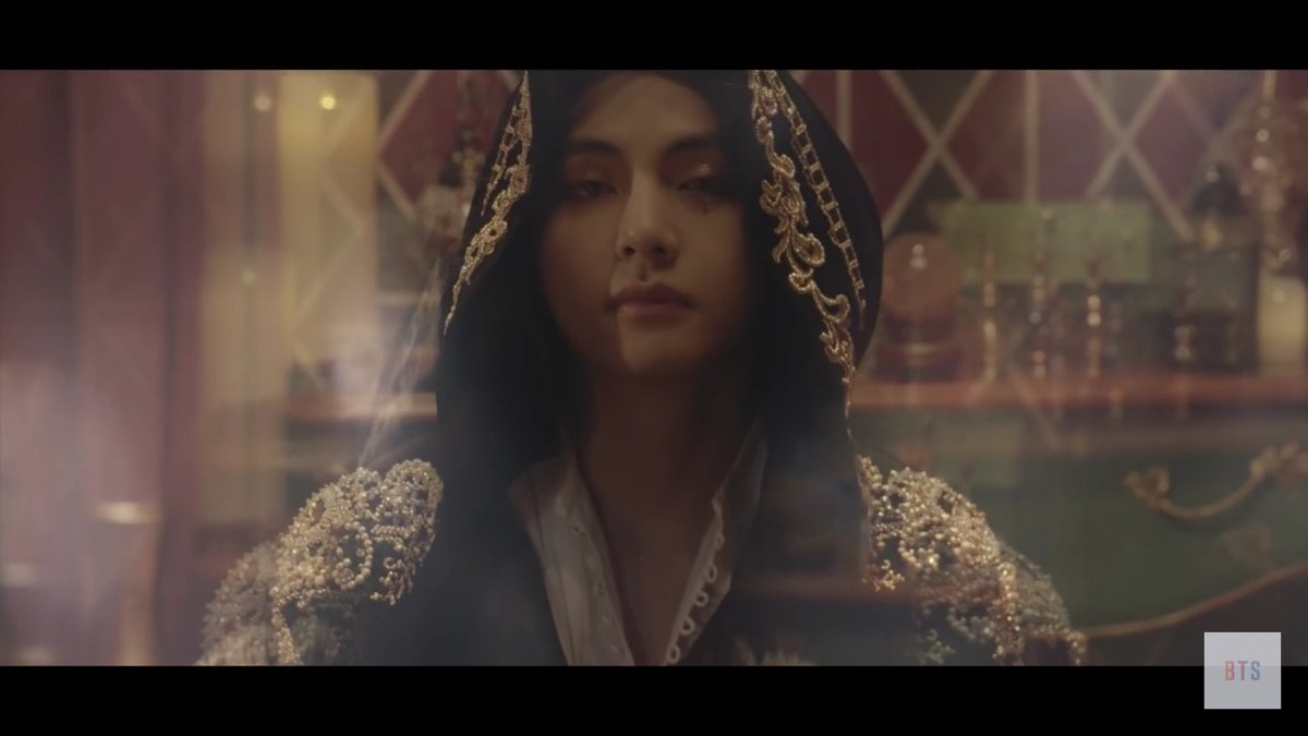 Melissa_Taebear's tweet image. 🔮🔮💜 #fatereader #V #TAEHYUNG #TAETAE #purpleyou