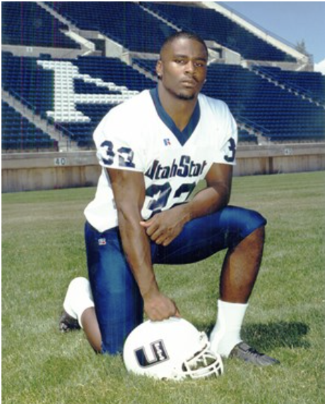 HistColFootball's tweet photo. On this date in 2000, RB Emmett White, Utah State, set the NCAA record for single-game all purpose yards, 578, in a 44-37 defeat of New Mexico State. #UtahState @USUFootball #AggiesAllTheWay #CollegeFootball @ClintKPoppe @EmmettWhite_32 https://t.co/T05Xg0gQGn https://t.co/w2Bn1NWwvt