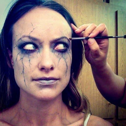 HAPPY HALLOWEEN! 👻 

backstage of the horror movie lazarus effect (2015)