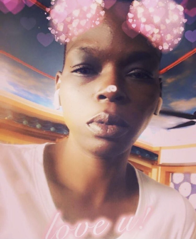 RealDeniseWhite's tweet photo. Happy birthday to my beautiful princess Sheneta you enjoy your beautiful day love mom🥂 https://t.co/IZFE8GL8NQ
