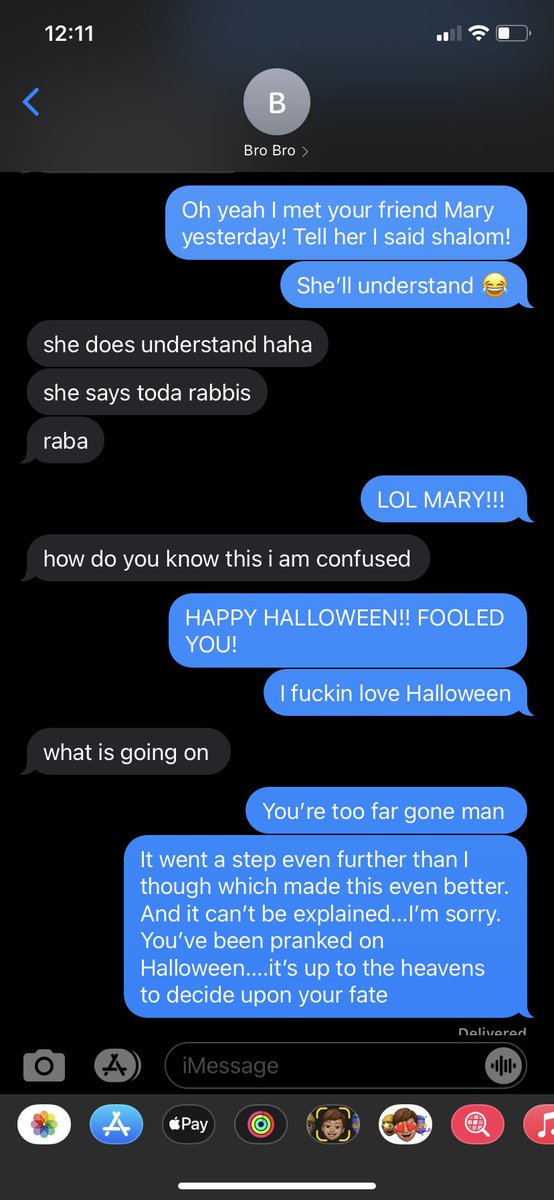 gbswithgucci's tweet photo. @troutbaseline PRANKED ON HALLOWEEN!! https://t.co/CSLr1CiCkz