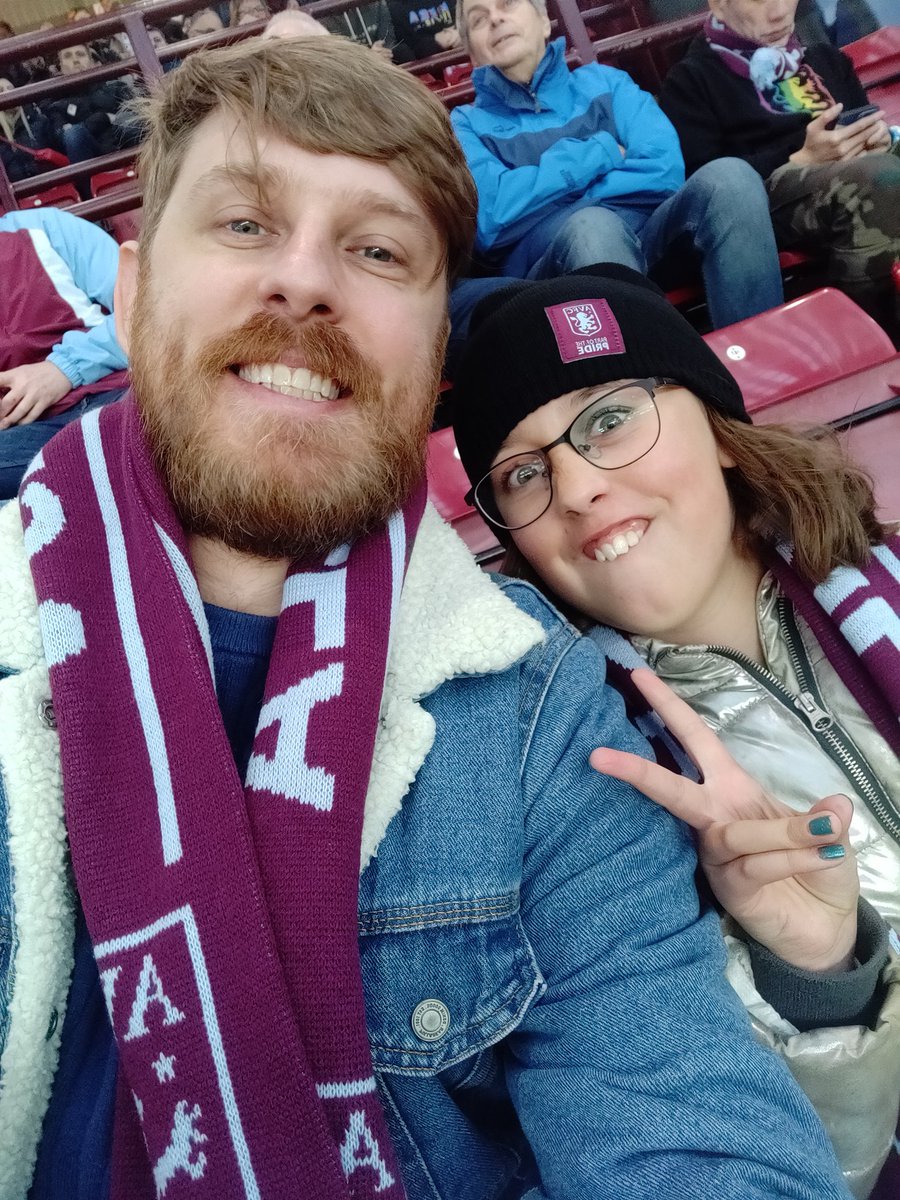Indignant1984's tweet image. First game together for Dad and Lily! UTV #avfclive