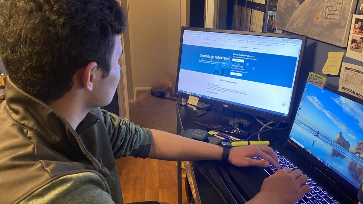 STEM2Share's tweet image. The FAFSA is an important financial resource for understanding college costs and getting assistance in paying to attend the college of my choice. I already submitted it for 22-23. @futuremindsfund @scholarshipowl #fafsakickoffscholarship