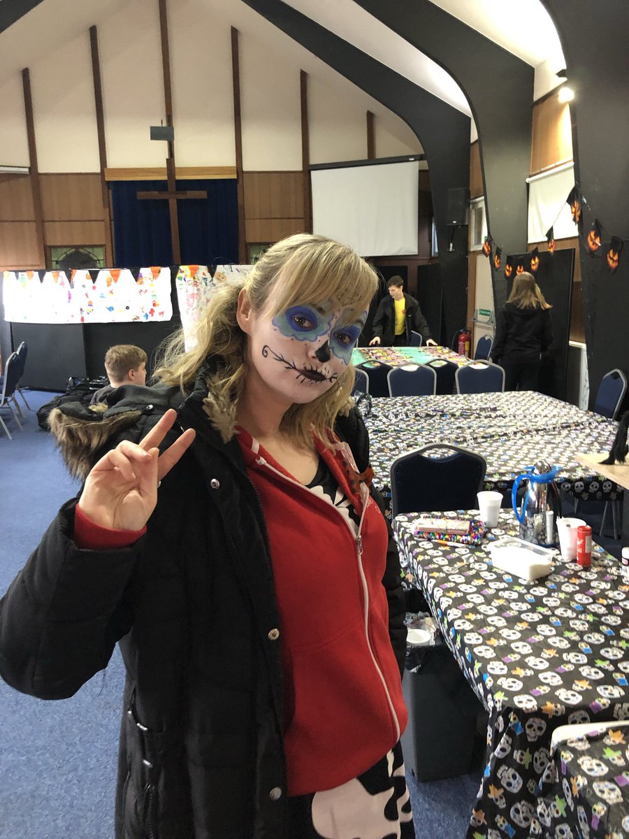 Lovenlightorg2's tweet photo. Some photo’s from our Halloween party x.   Hashtag 
…

#recovery #alcoholic #addiction  #support #behappy #Lanarkshire  #narcotics #cocaine #family #parents #children #cafe #scotland #spiritual #support #mentalhealth #anxiety #holistic #soberlife  #12steps  #love #help #courage https://t.co/MD7YlAT0PD