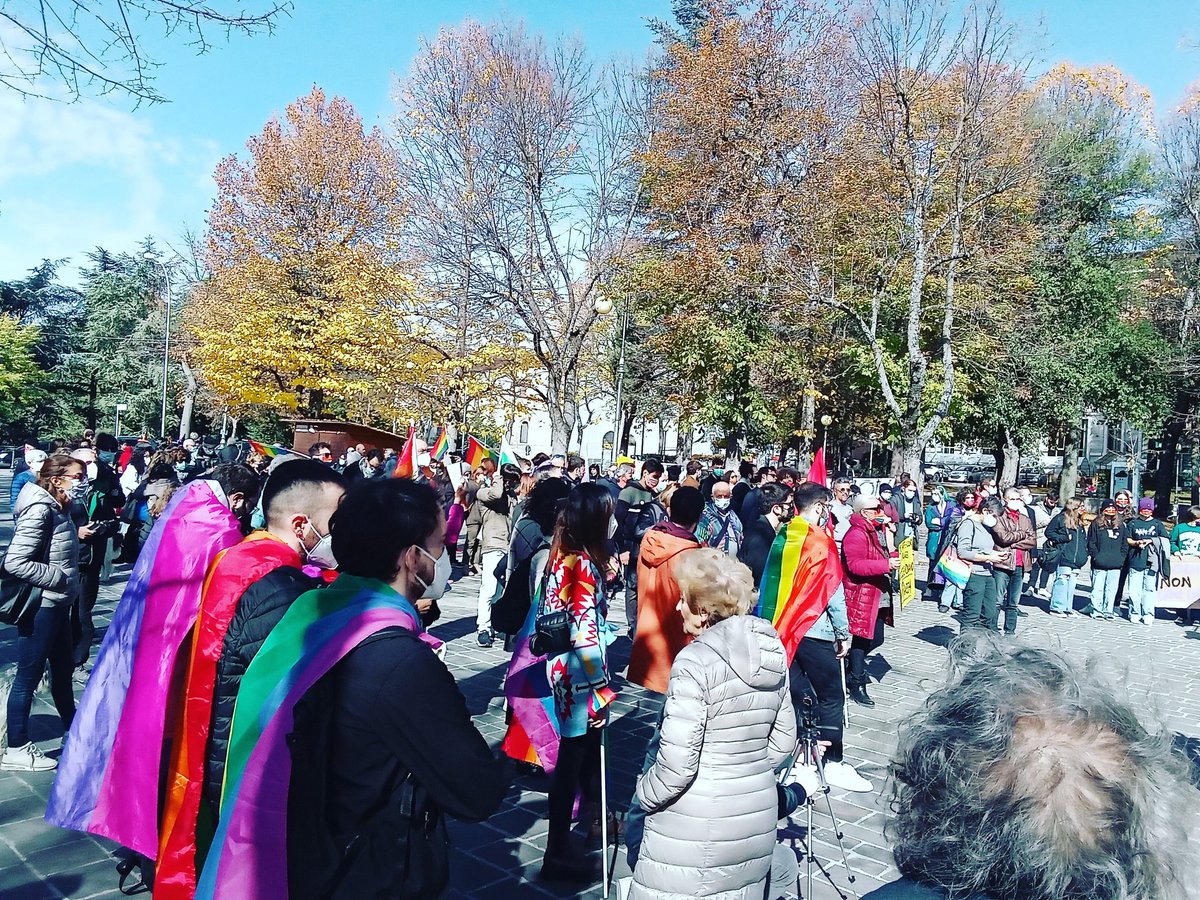 dan13van's tweet image. Si vede la bellezza? #dirittipertutti #diritticivili #nodiscriminazioni #DDLZan #laquila