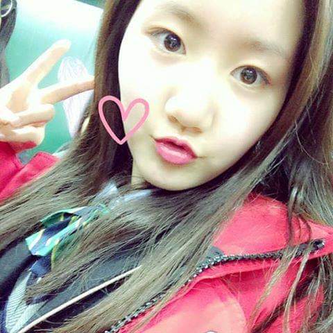 2xj_hees's tweet photo. JIHEE OLD PICTURES STUCK IN MY PHONE😂 ILY BAEE💕
#JINJIHEE #JIHEE https://t.co/gkaV5C5Ido