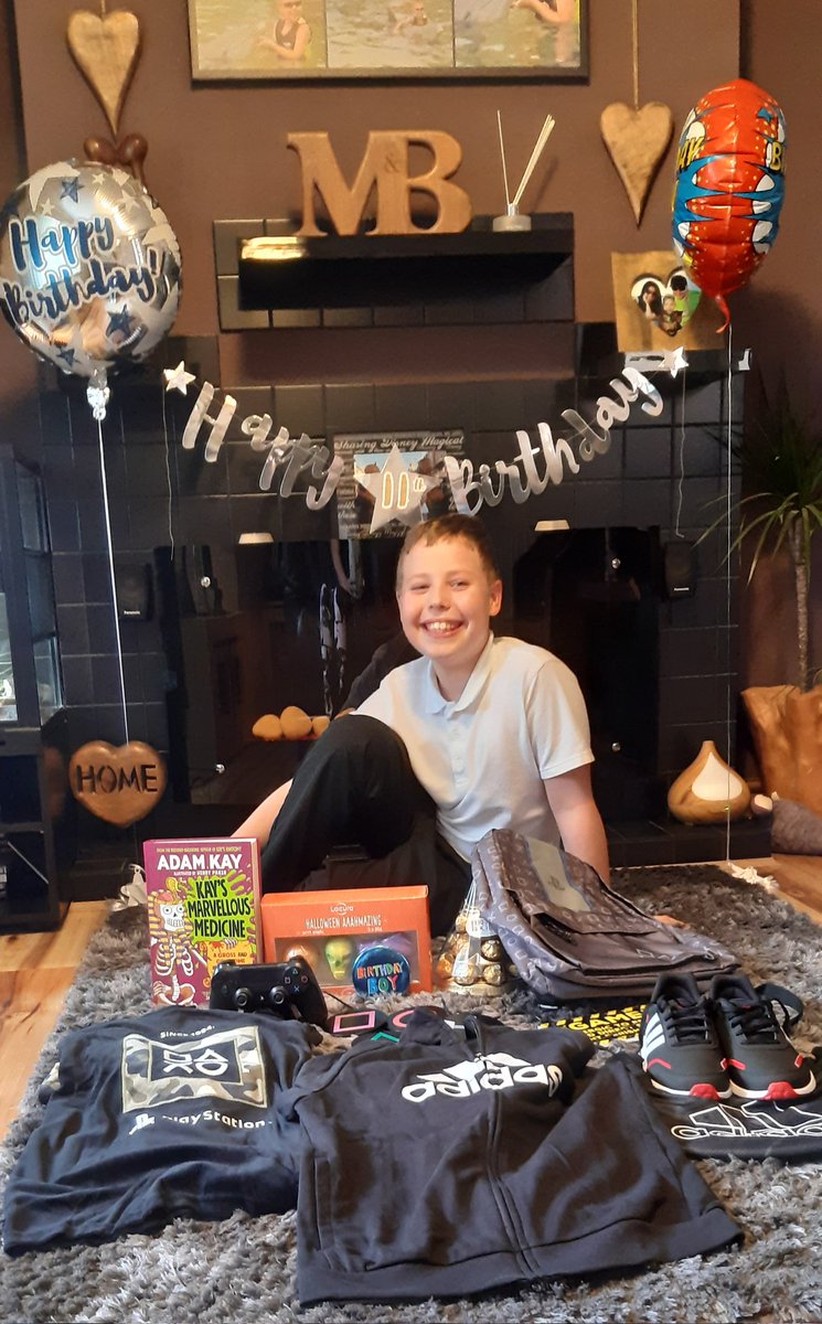 BellaWi78364415's tweet photo. @year6barwell as we won't see much of Zac on his birthday tomorrow we've been packing in loads this weekend. Prezzies Friday, indoor skydiving Saturday &amp; a gorgeous meal out today. All ready for trick or treating now ! Happy Halloween everyone 🎃  We'll see you in the morning! https://t.co/FeY2ylhpyw