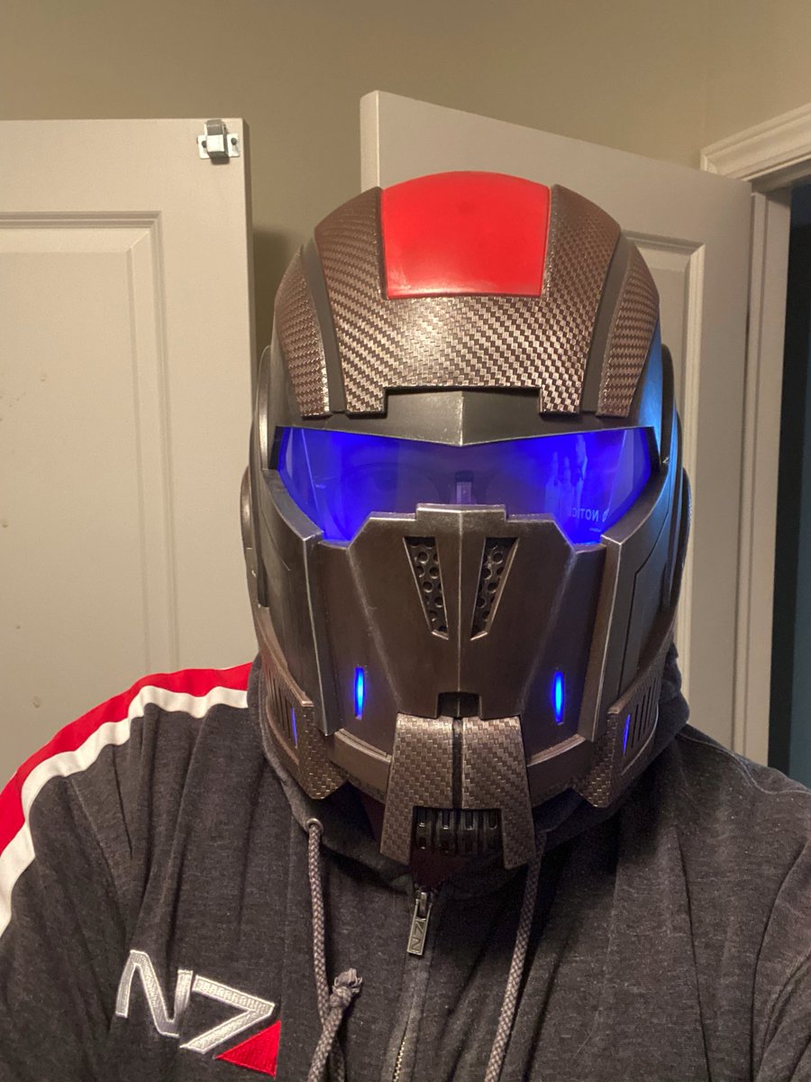 Since I tweeted it so early on a Sunday here’s a reminder that a Halloween Casual Cosplay stream will be happening as I go through #MassEffectLegendaryEdition after I run out of candy! Make sure you follow and have notifications on! See you there! twitch.tv/grabbitnuggami…