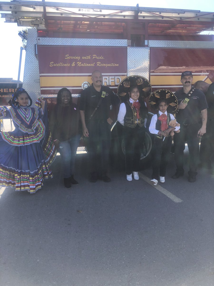 VickiHatter's tweet image. Nothing beats on the ground authentic community engagement and relationships. An inspiring moment was - youth said “You’re LRSD - But you’re ours too.” Impact is bigger than any title or limits. Our youth are depending on us beyond school grounds/districts, etc. #LeanIn