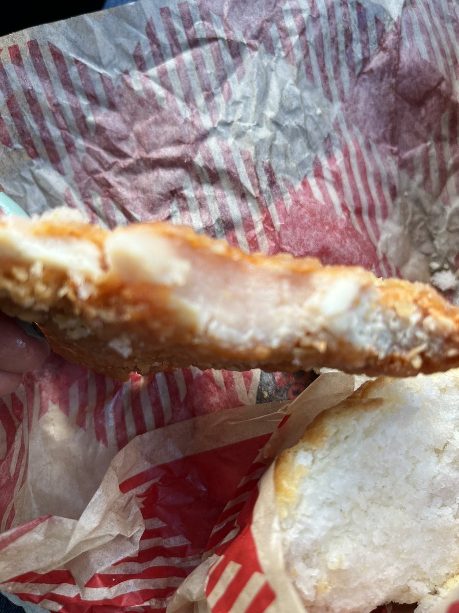 MMcDaniel360's tweet photo. @Bojangles I Just bit in to a portion of my chicken sandwich that is totally raw It was purchased from the drive-thru at a restaurant in Tallahassee. Not only is this unacceptable but it is also dangerous. Please do better to protect the heath of your customers. https://t.co/WDVhZx2Y7R
