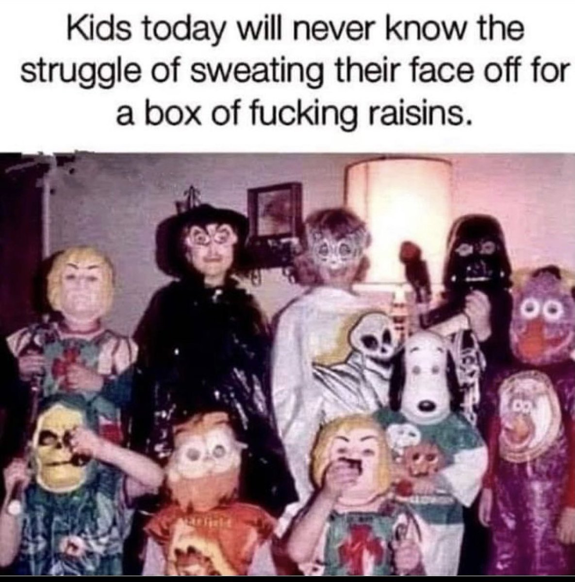 ASVerityJane's tweet photo. @HowardDonald Display big bags sweets for the kids the best - One has pegged loads of huge bags of Cadbury’s to their bush that surrounds the house etc! I’m having to quieten a little voice in my head that’s saying put a Dustbin Bag over me and go pinch them all 🙈🤣 Remember these days 👇🏻 XX https://t.co/El6Adbrkig