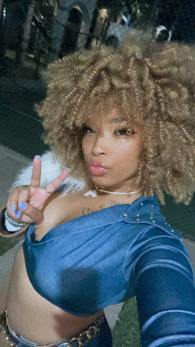 NaturallyCole tweet picture
