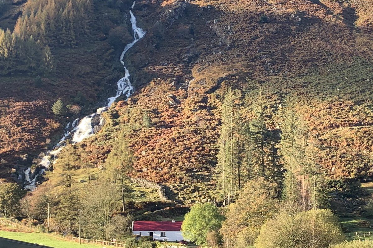 sligodub's tweet photo. Glenmalure beautiful in every season #wicklowwalks https://t.co/A5mt4Mg6x0